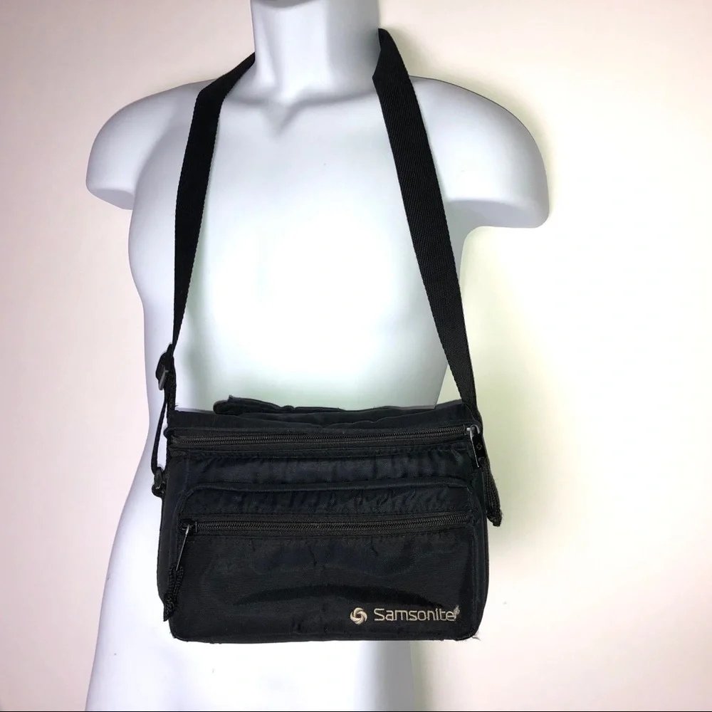Samsonite Black Camera Case Vintage Padded‎